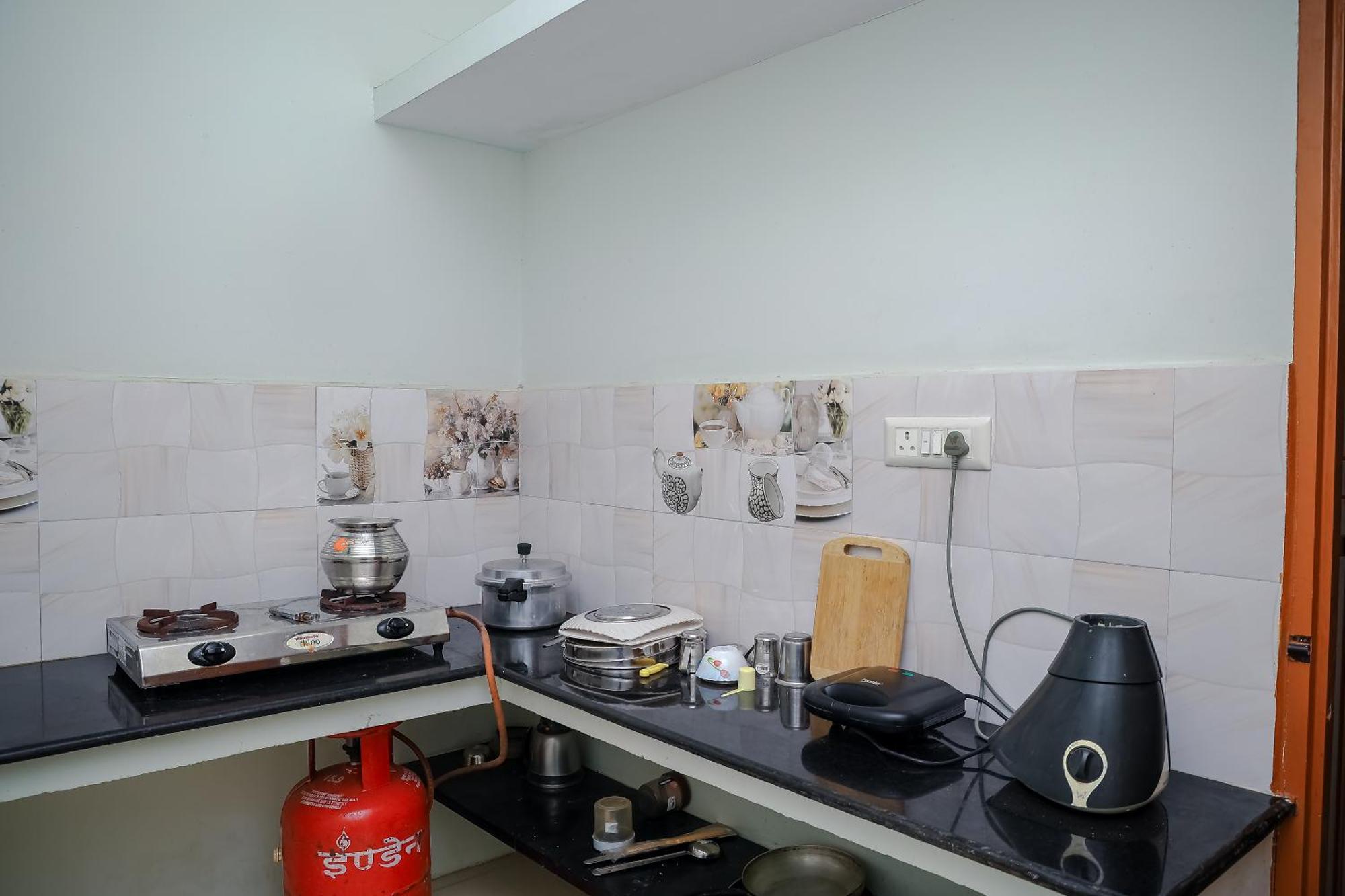 Fiona Homestay Madras Buitenkant foto